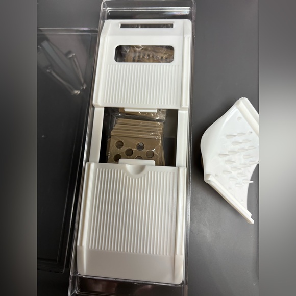 Vegetable slicer slicer and pressing cuter. Bundle of 2 items - Picture 12 of 15